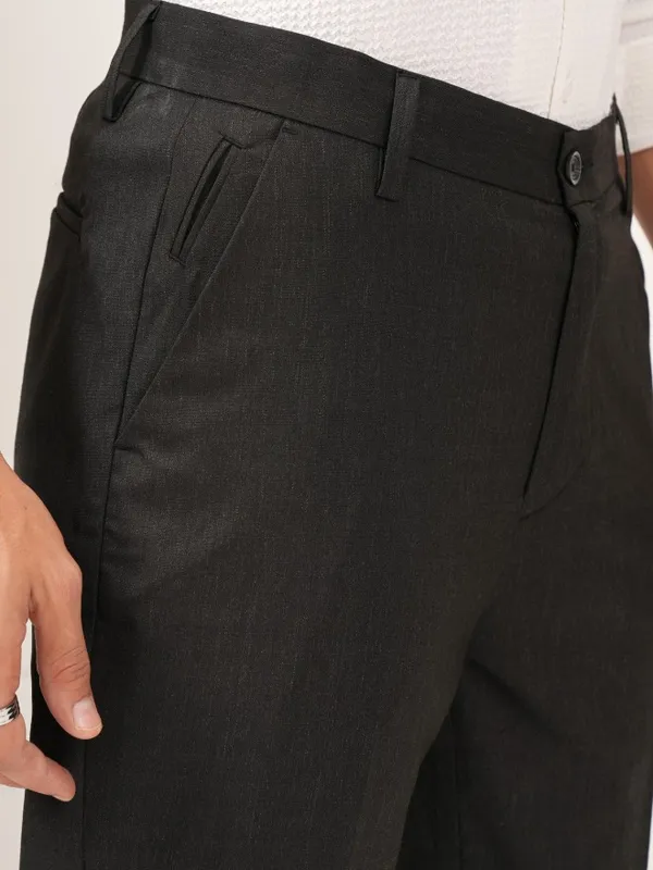Highlander Men Black Slim Fit Solid Formal Trouser