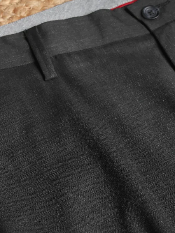 Highlander Men Black Slim Fit Solid Formal Trouser