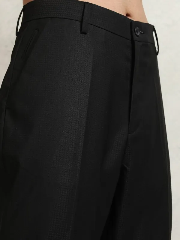 Highlander Men Black Regular Fit  Checked Formal Trousers