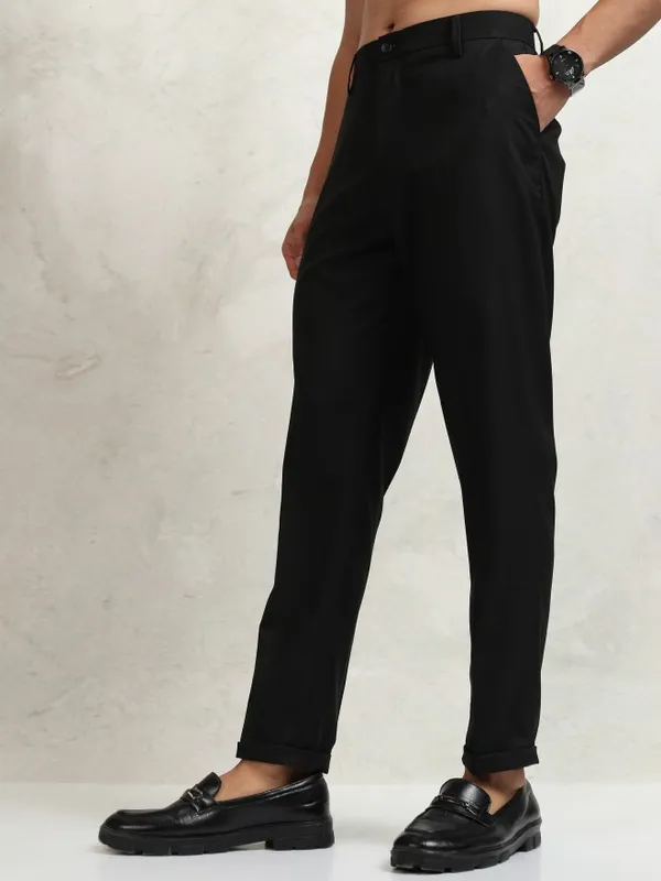 Highlander Men Black Regular Fit  Solid Formal Trousers