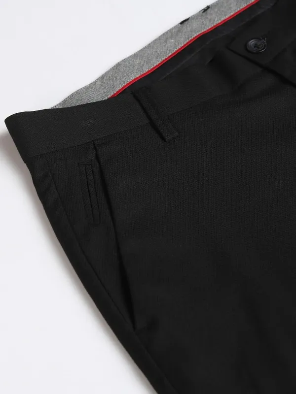 Highlander Men Black Regular Fit  Solid Formal Trousers