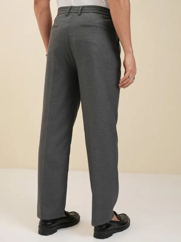 Locomotive Men Grey Regular Fit Solid Formal Trousers