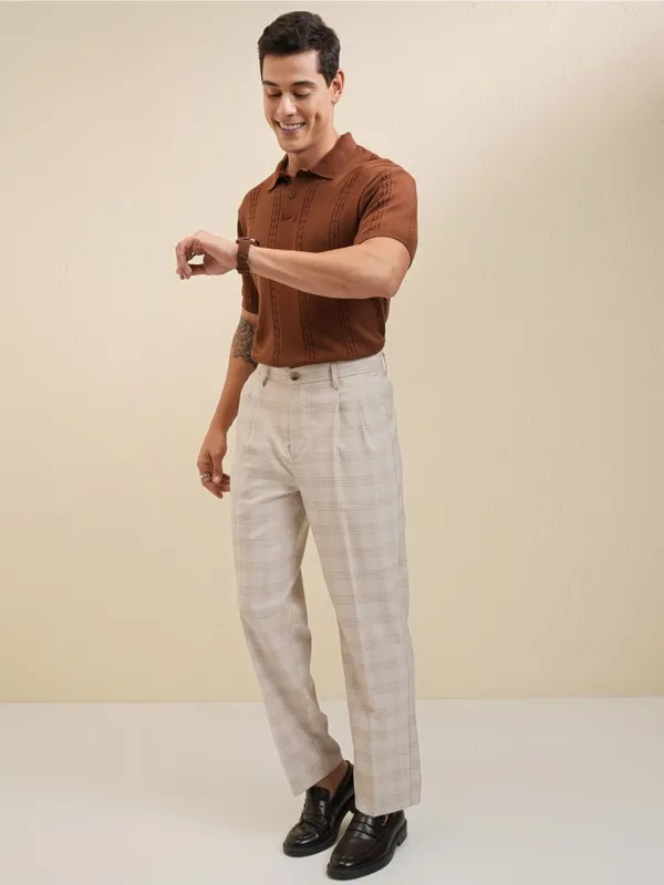 Locomotive Men Beige Regular Fit Checked Formal Trouser