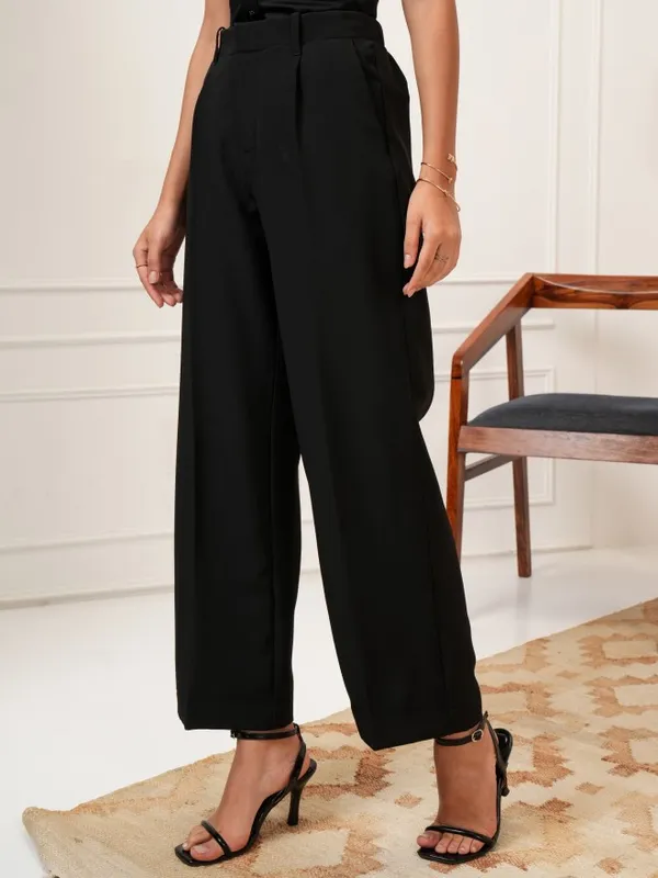 Tokyo Talkies Women Black Solid Straight Fit Formal Trousers