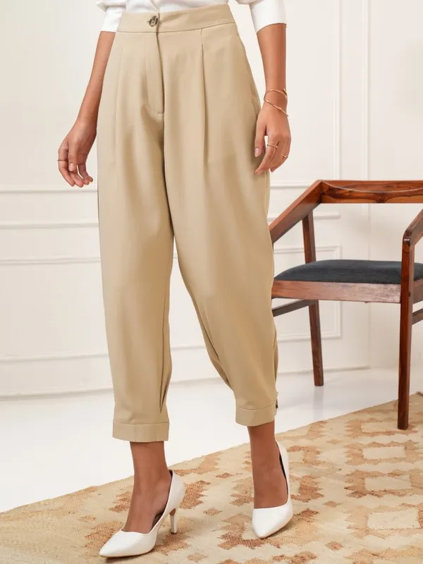 Tokyo Talkies Women Beige Solid Regular Fit Joggers