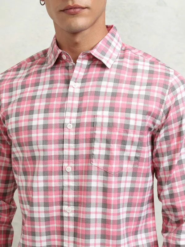 Highlander Men Pink Checked Regular Fit Casual Shirt