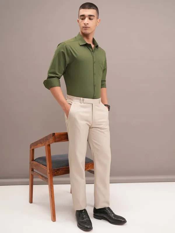 Ketch Men Green Solid Slim Fit Casual Shirt