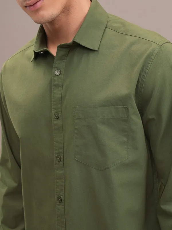 Ketch Men Green Solid Slim Fit Casual Shirt