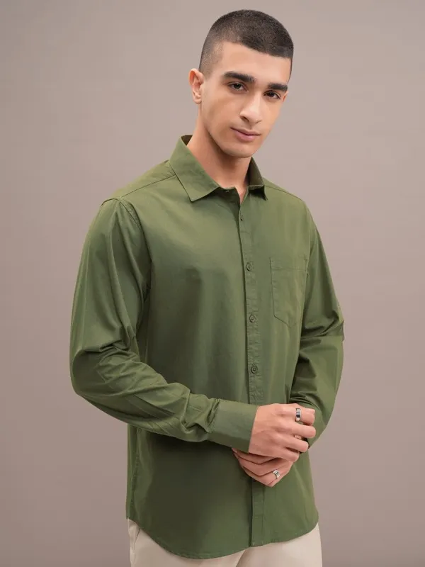 Ketch Men Green Solid Slim Fit Casual Shirt