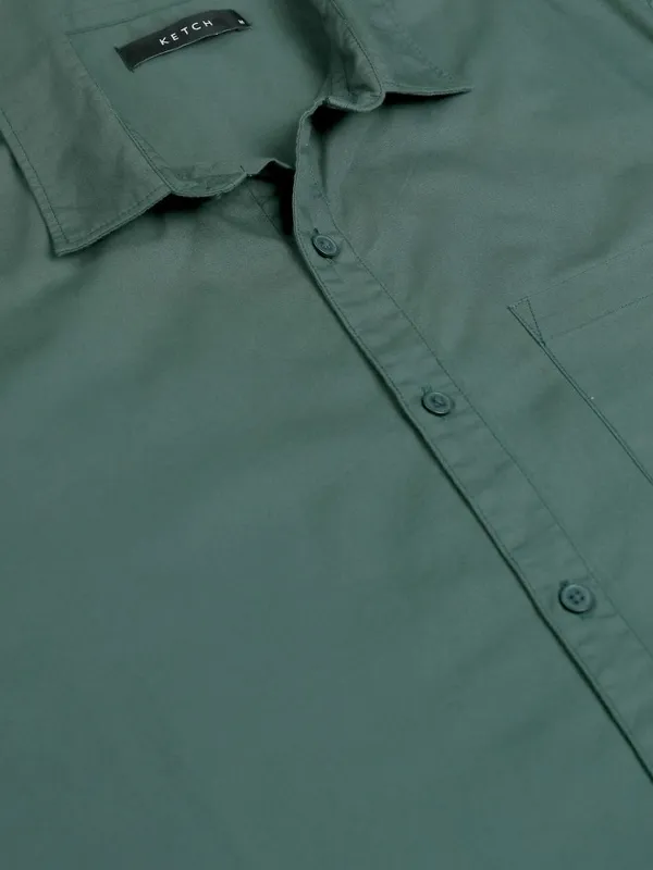 Ketch Men Green Solid Regular Fit Casual Shirt