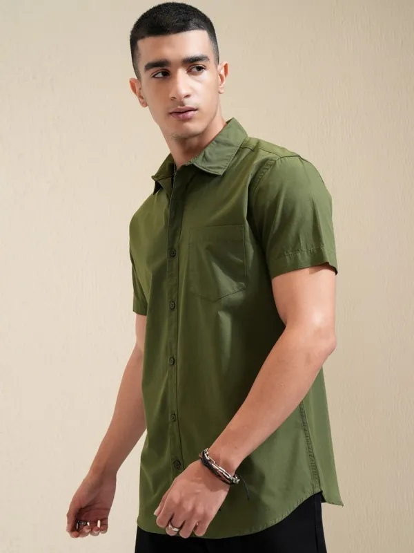 Ketch Men Green Solid Regular Fit Casual Shirt