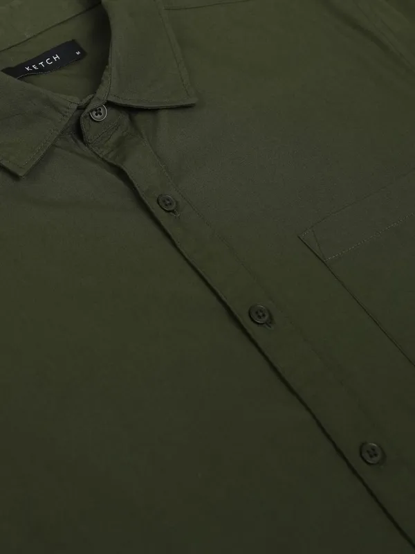 Ketch Men Green Solid Regular Fit Casual Shirt