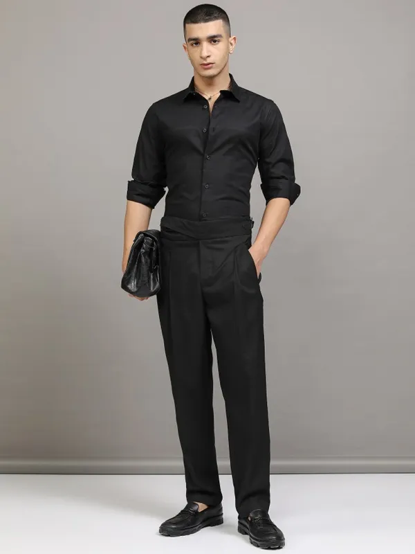 Highlander Men Black Textured Slim Fit Casual Shirt