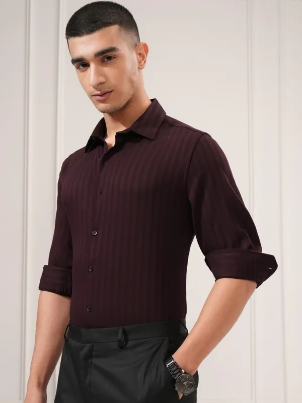 Men Slim Fit Casual Shirt