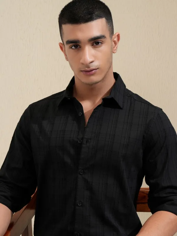 Highlander Men Black Checked Slim Fit Casual Shirt