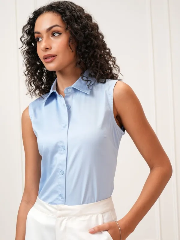 Tokyo Talkies Women Blue Solid Regular Fit Casual Shirt