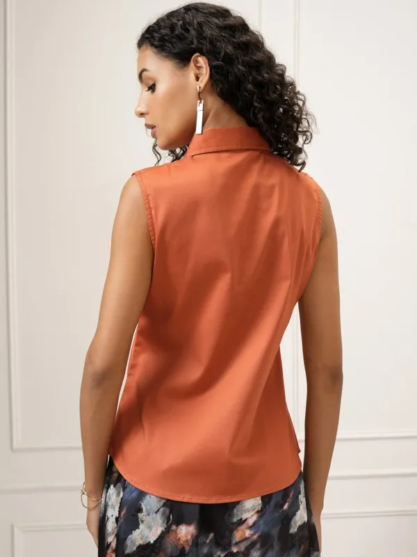 Tokyo Talkies Women Rust Solid Regular Fit Casual Shirt