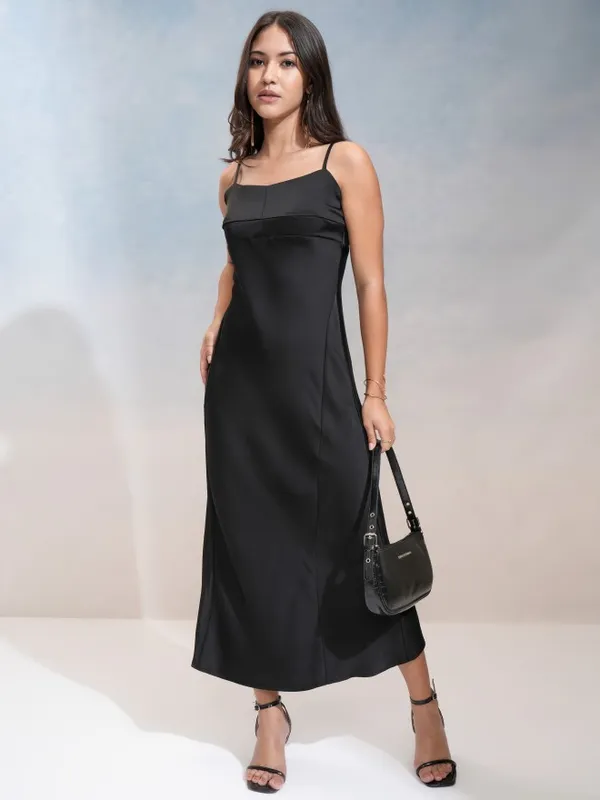Tokyo Talkies Women Black Solid Maxi Dress