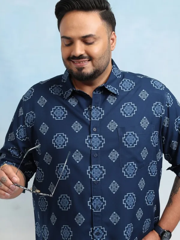 Xtra Ordinary By Highlander Men Navy Blue Printed Regular Fit Casual Shirt