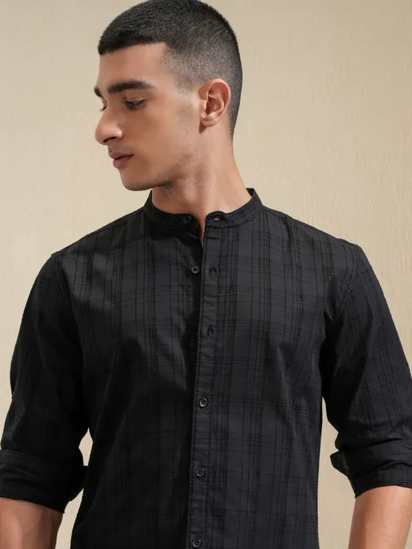 Highlander Men Black Checked Regular Fit Casual Shirt