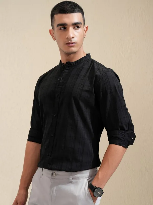 Highlander Men Black Checked Regular Fit Casual Shirt