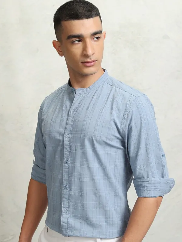 Highlander Men Blue Checked Regular Fit Casual Shirt