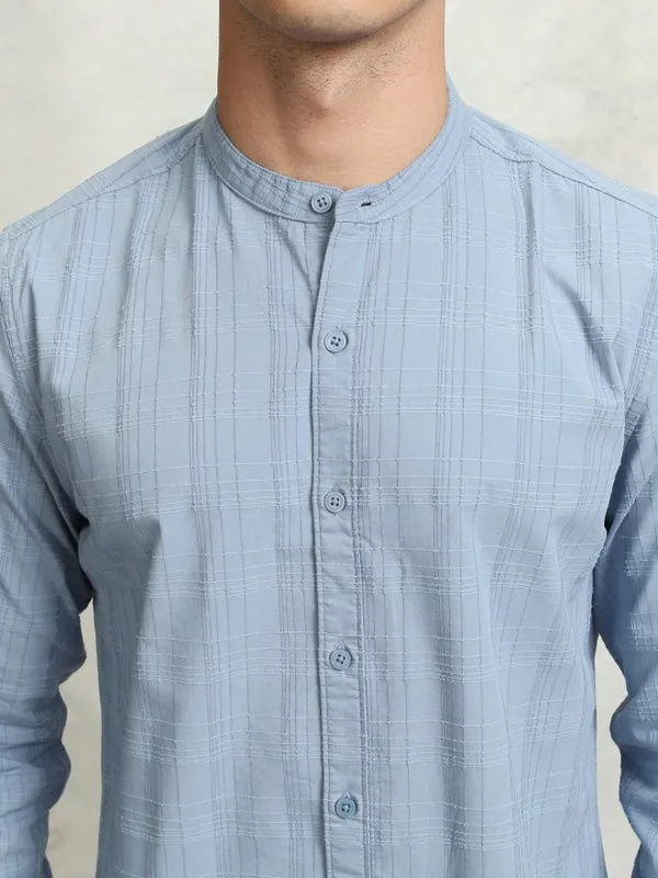 Highlander Men Blue Checked Regular Fit Casual Shirt