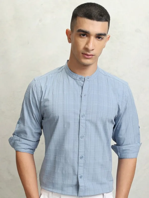 Highlander Men Blue Checked Regular Fit Casual Shirt