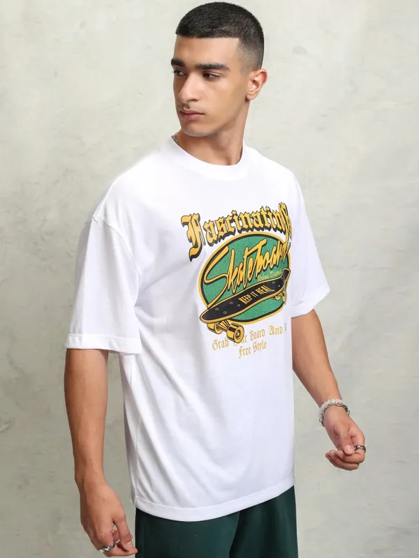 Highlader Men White Printed Round Neck Oversized Fit T-Shirt