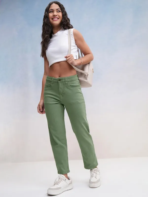 Tokyo Talkies Women Green Slim Fit Stretchable Jeans