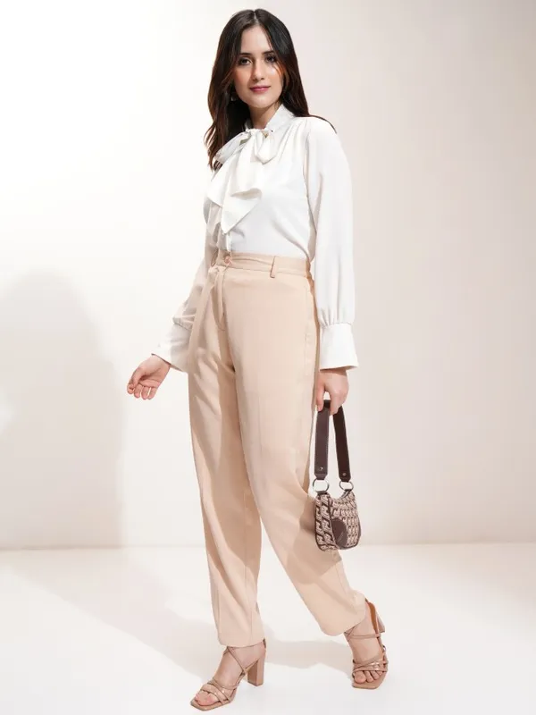 Tokyo Talkies Women Beige Solid Regular Fit Casual Trouser