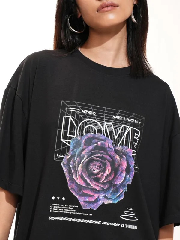 Tokyo Talkies Women Black Printed Round Neck T-Shirt