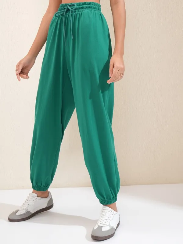 Tokyo Talkies Women Green Regular Solid Joggers