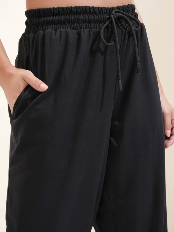 Regular Solid Joggers