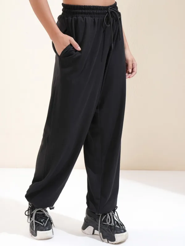 Regular Solid Joggers