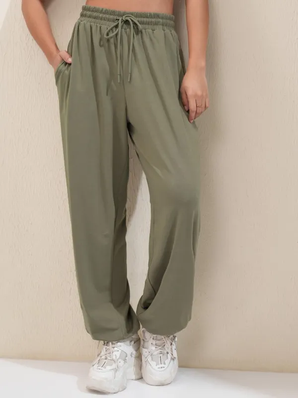 Regular Solid Joggers