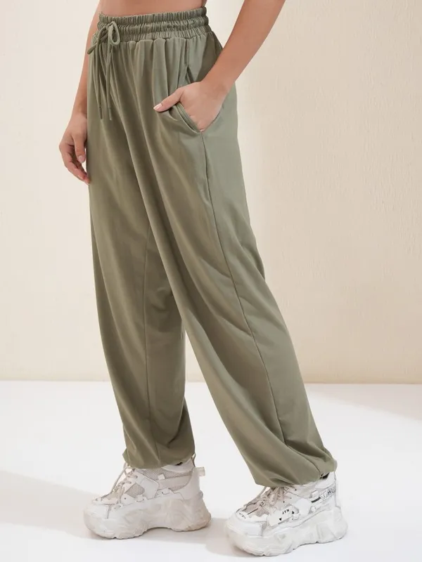 Regular Solid Joggers