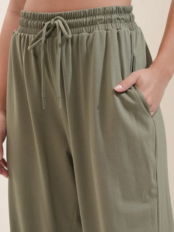 Regular Solid Joggers