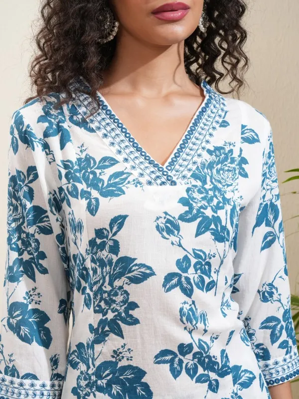 Women Kurta With Trouser