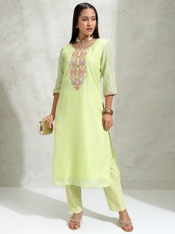 Women Kurta Trousers