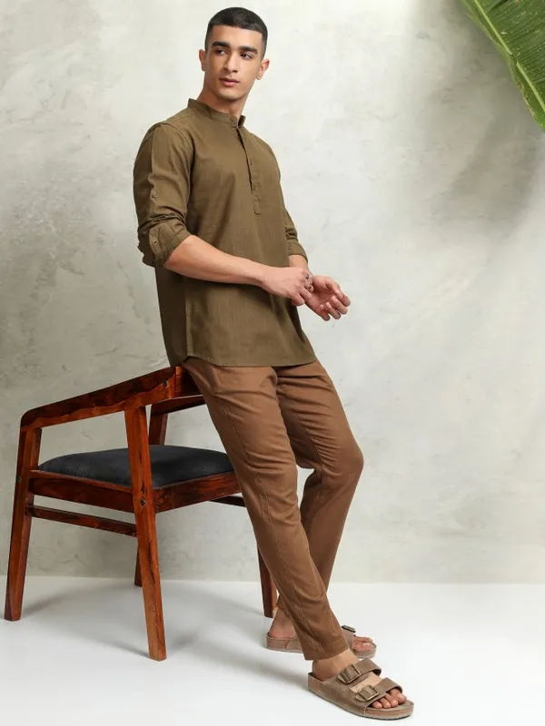 Highlader Men Mustard Solid Regular Fit Casual Shirt