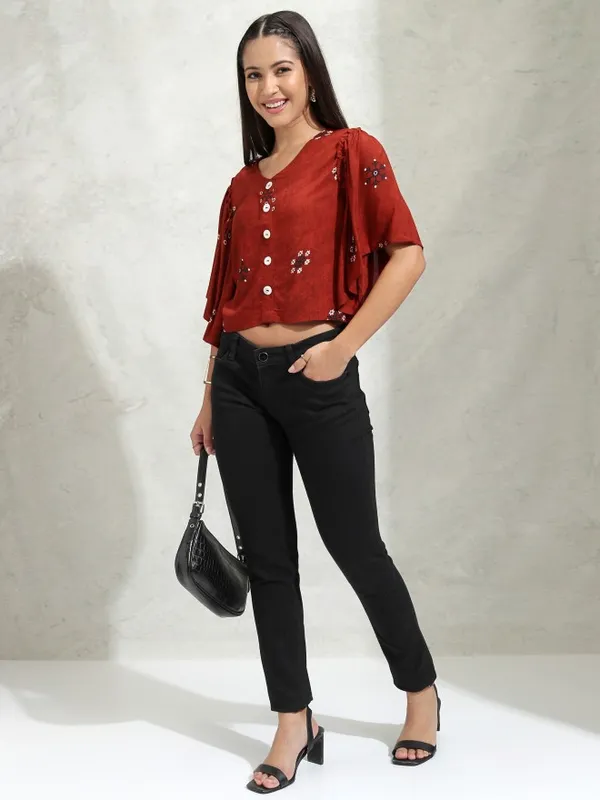 Vishudh Women Maroon Embroidered Regular Top