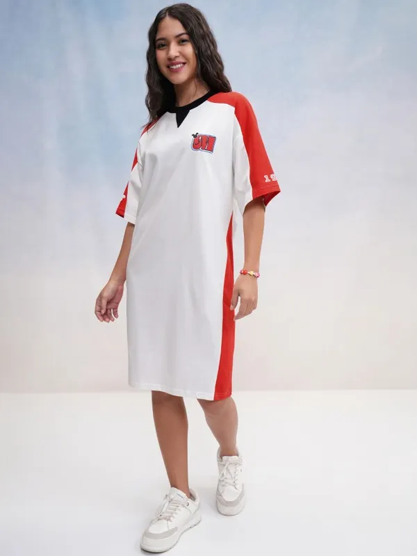 Disney By Tokyo Talkies Women Red Mickey Mouse Printed T-Shirt Dress
