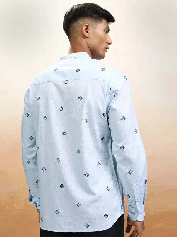 Locomotive Men Blue Printed Relaxed Fit Casual Shirt