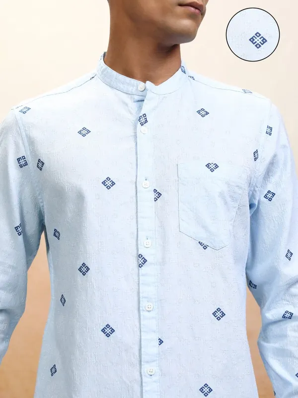 Locomotive Men Blue Printed Relaxed Fit Casual Shirt