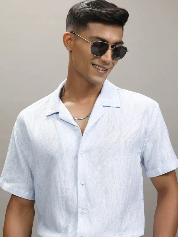 Men Relaxed Fit Casual Shirt