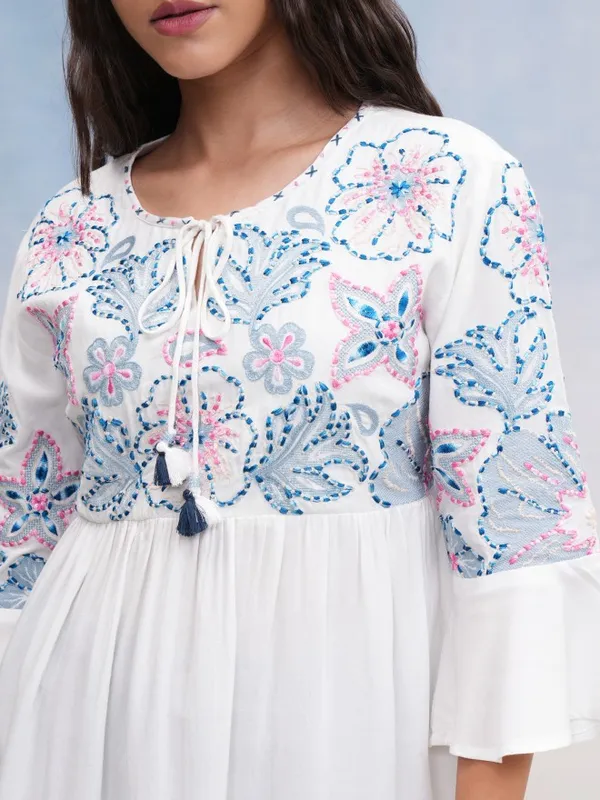 Vishudh Women Off White Embroidered Top