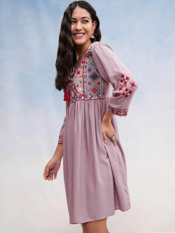 Vishudh women Mauve Embroidered A-Line Dress