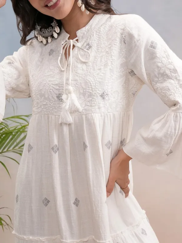 Vishudh Women Off White Embroidered A-Line Dress