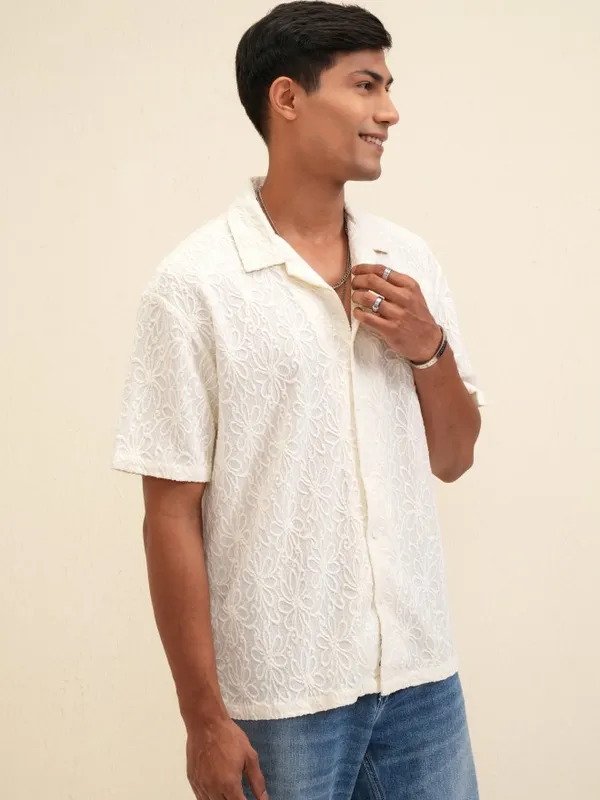 Locomotive Men Cream Textured Relaxed Fit Casual Shirt